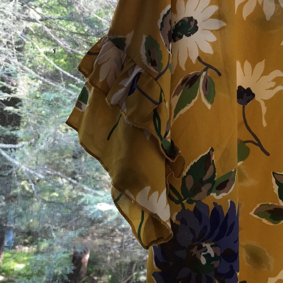 Jennie & Marlis Autumn Tie Blouse yellow with blue flowers size Large - Picture 14 of 14